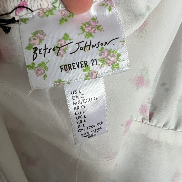 Betsey Johnson Forever 21 Dress Sz L White Floral Butterfly Coquette Ruffle NWT - Picture 3 of 12